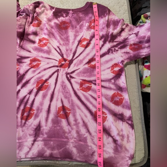 Wildfox Tye dyed size M crewneck sweatshirt - Picture 3 of 6